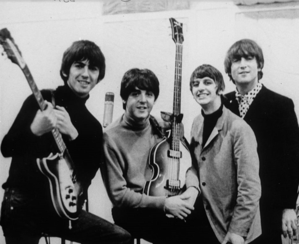 Постер к Пол Маккартни анонсировал выход последней песни The Beatles, записанной с помощью ИИ